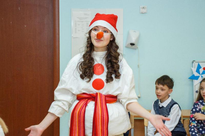 Новогоднее путешествие "В поисках волшебного кристалла" для начальной школы